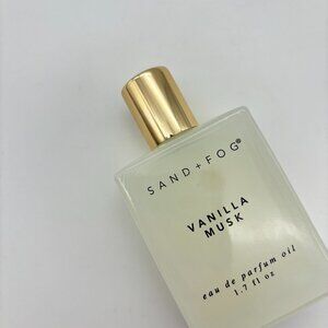 Sand & Fog VANILLA MUSK Eau De Parfum 1.7 oz Perfume Oil, Rollerball